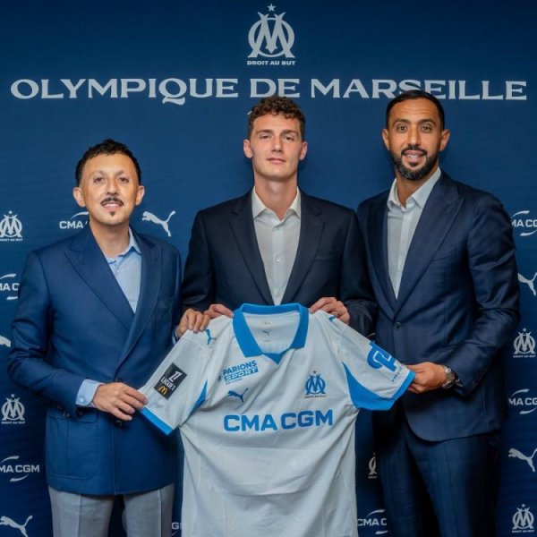 配资炒股入门 队报：周末马赛联赛主场对阵洛里昂，帕瓦尔有望担任首发中卫